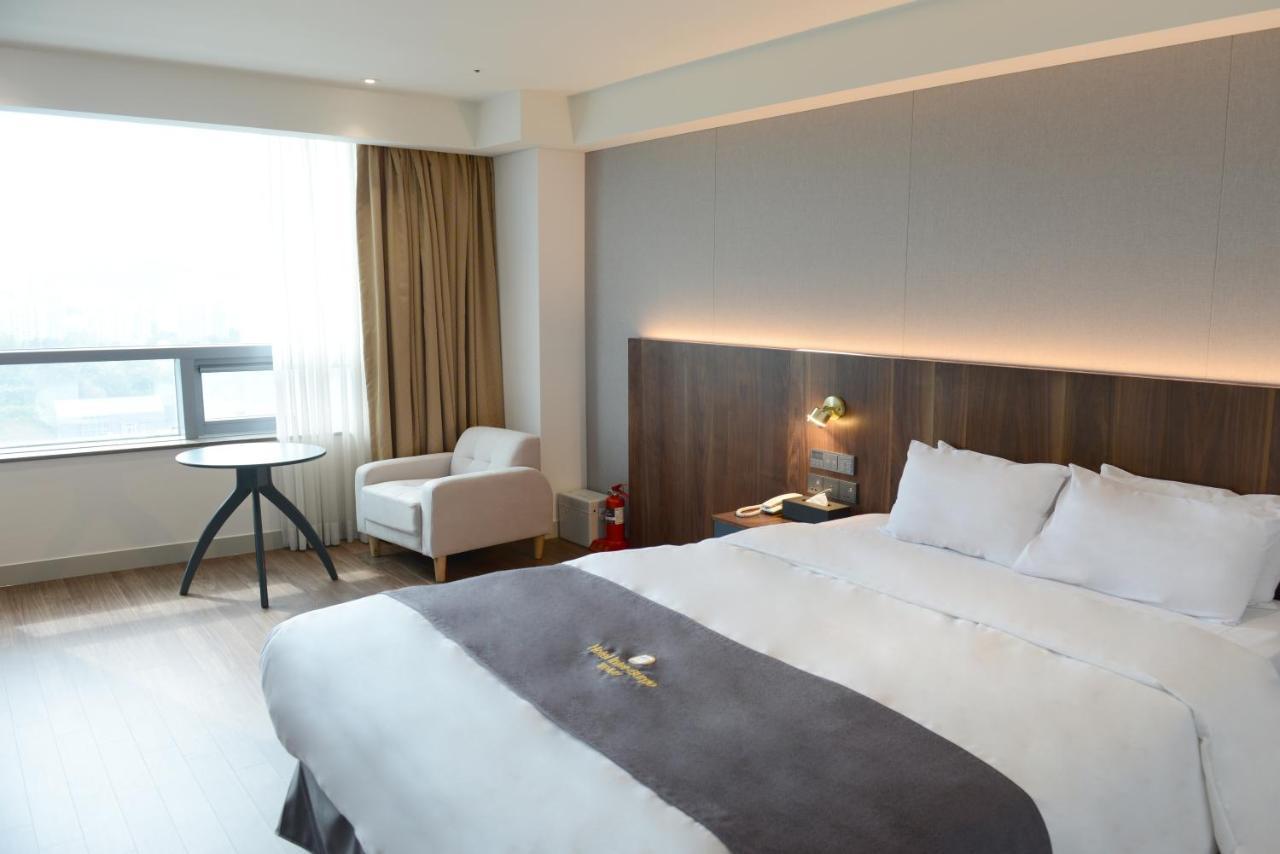 Interburgo Hotel Wonju Buitenkant foto